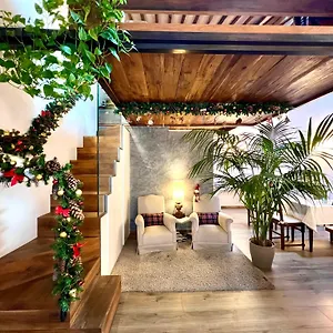 Bed & Breakfast Palazzo Bruchi Italia